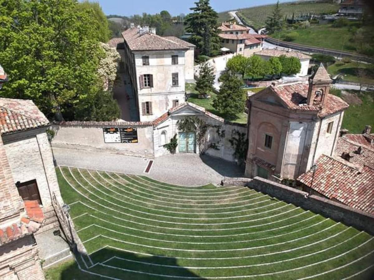 Langhe Belvedere Apartment Monforte dʼAlba Esterno foto