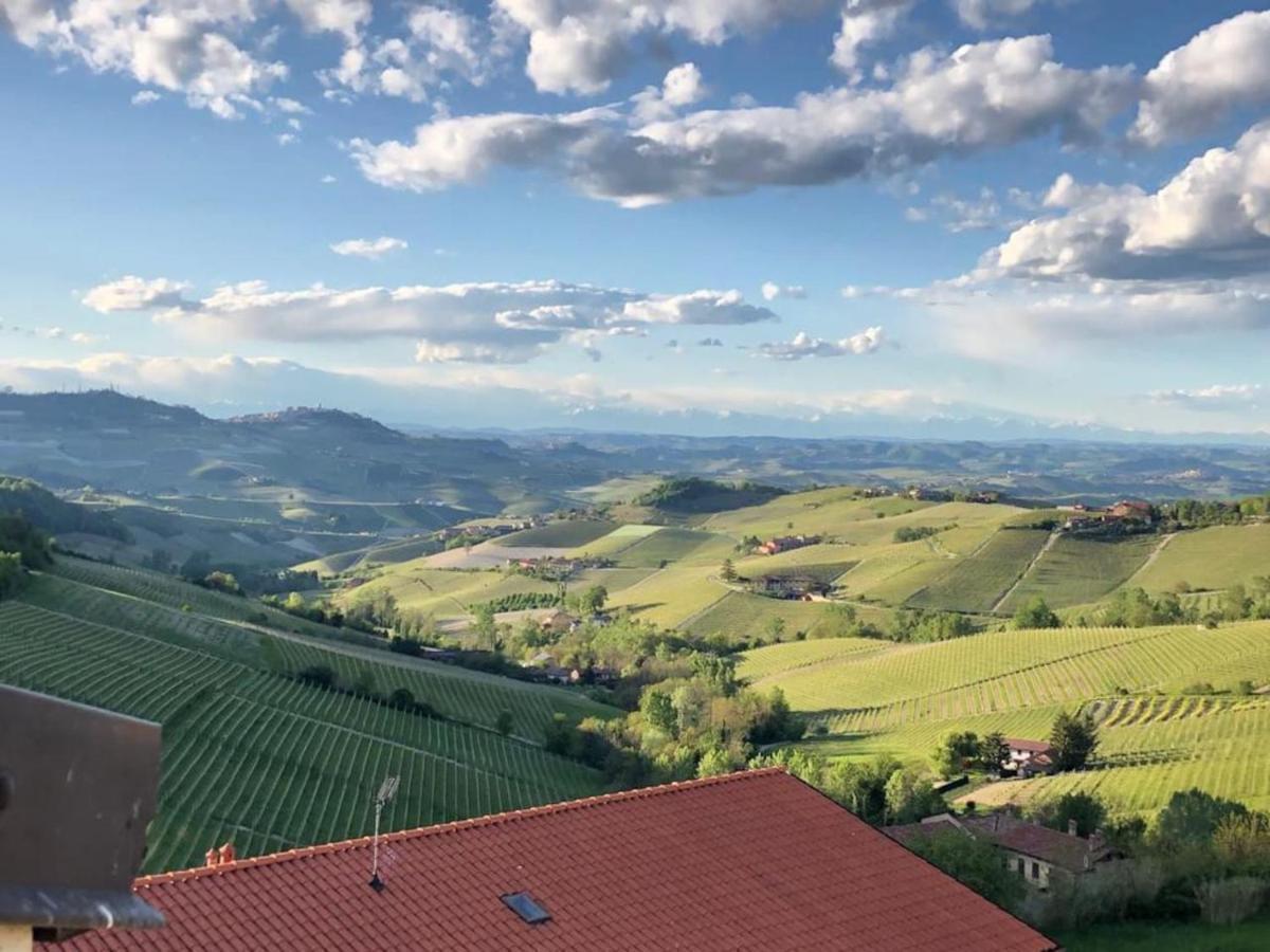 Langhe Belvedere Apartment Monforte dʼAlba Esterno foto